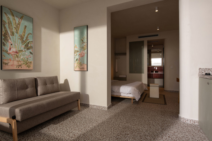 Deluxe Suite with Balcony